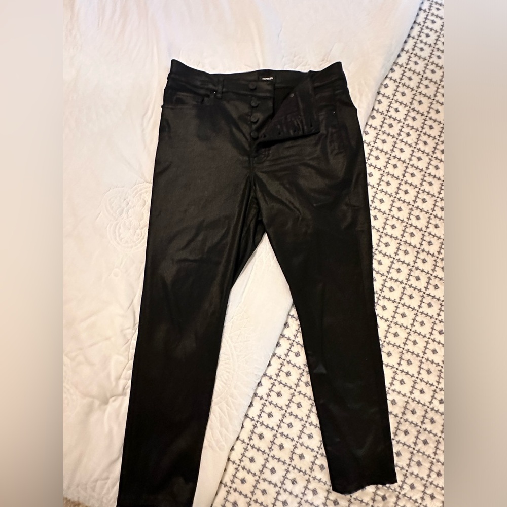 🖤Coated Denim Jeans 🖤